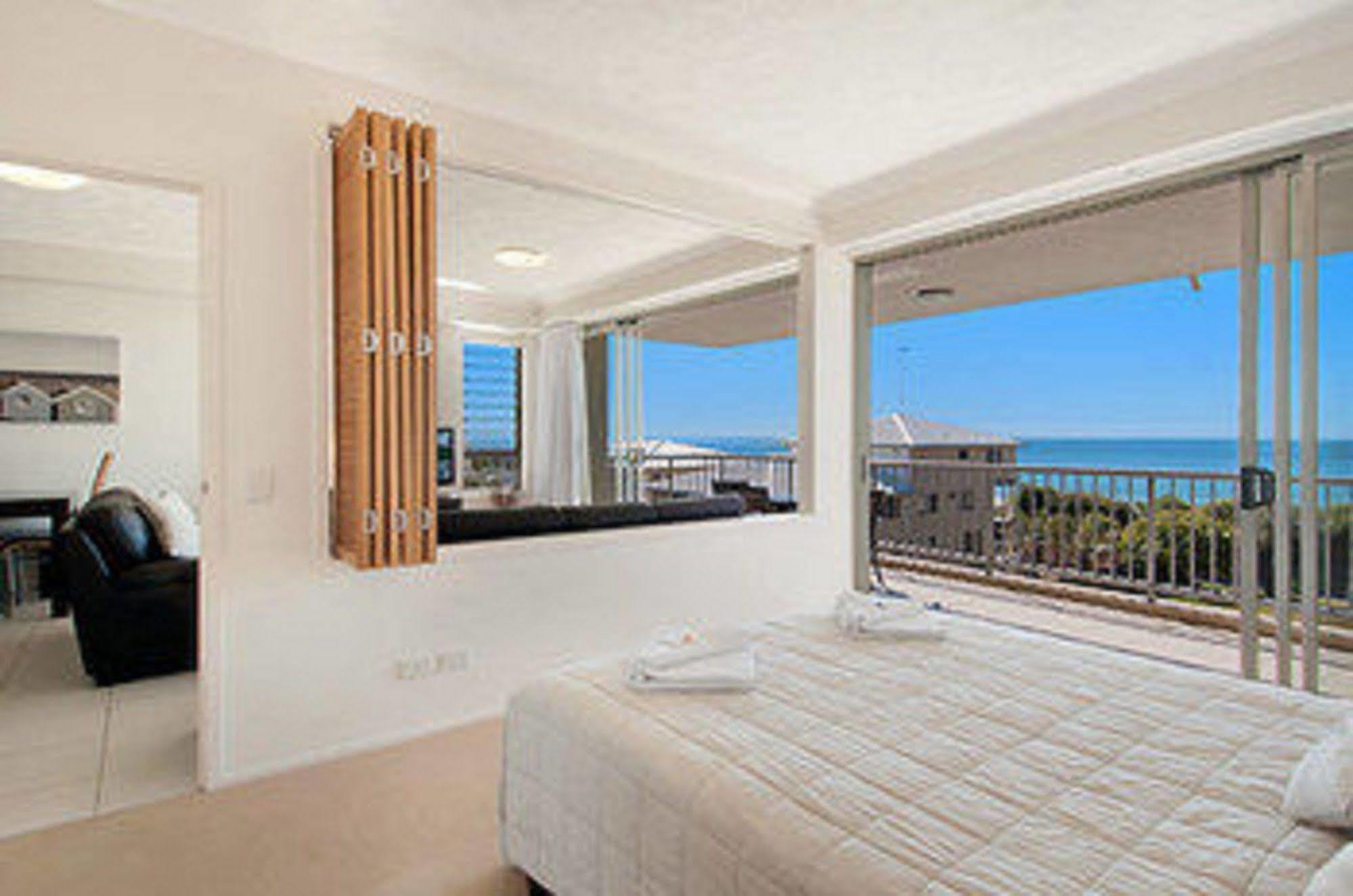On The Bribie Island Apartment *